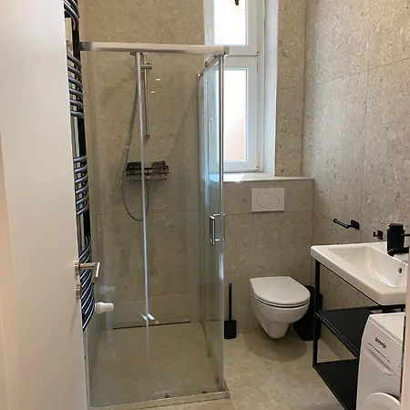Dembinszky Utca Apartment *